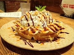 -玛格萝妮(汇智国际商业中心店)
