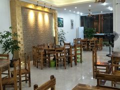 大堂-15年老字号鑫鑫猪肚鸡·椰子鸡海南火锅(兴隆华侨农场店)