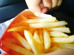 -麦当劳(滨河路DT店)