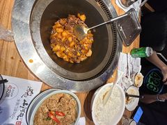 -山河屯铁锅炖·非遗东北菜(南山店)