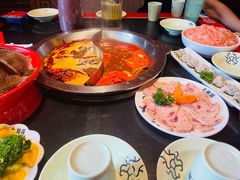 -大龙辣火锅·龙虾·烧烤(湖滨新天地店)
