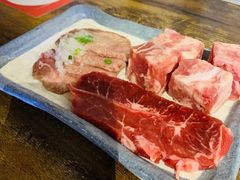 -乐焰活海鲜放题活罗氏虾活鳗和牛烧肉(海珠客村店)