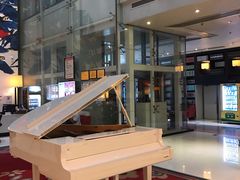 -喜鹊愉家酒店(郑州曼哈顿博览中心地铁站店)