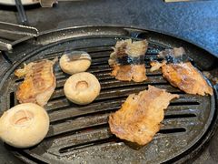 -七甲山烤肉(长白山奇石山珍根艺一条街店)