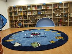 -小门牙好性格托育(北外滩中心)