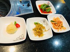 -青松馆韩国料理(香港中路佳世客店)