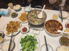 -犇逸·乐山跷脚牛肉·四川现炒(览海店)
