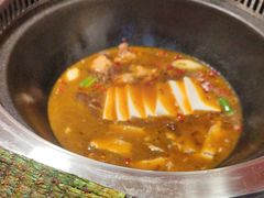 -哈尔滨烧烤·山河村铁锅炖(交大店)