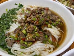酸辣鸡杂粉-肆姐面粉馆(坡子街店)