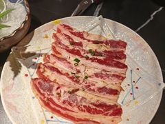 -山川小町·极番烧肉(新地假日广场店)