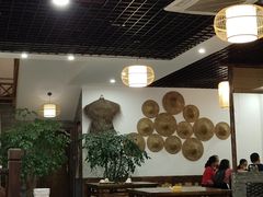 大堂-黄桷树曹家私房菜(江与城店)