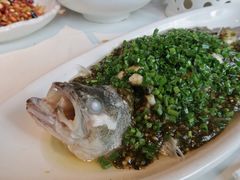 烧椒鲈鱼-尘香•传统川菜(创汇首座店)
