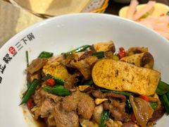-富正毅三下锅·湘西韵味(天门山索道店)