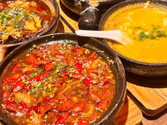 -有红鸡毛店·砂锅菜(抚琴夜市店)