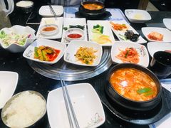 -青松馆韩国料理(香港中路佳世客店)