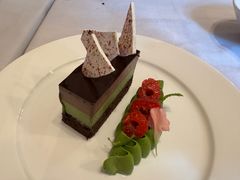 -塞纳河法国餐厅(意式风情街店)