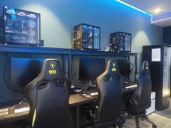 -粤塔X趣影电竞酒店(天河广场车陂地铁站店)