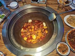 -山河屯铁锅炖鲜鹅·东北菜(开发区一店)