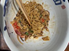-李犟大爆鳝面·手工蟹黄包(湖滨西湖店)