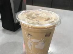小陨石大红袍牛乳-瑞幸咖啡(首城国际店)