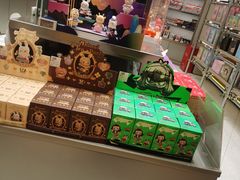 -泡泡玛特POPMART(国金街店)