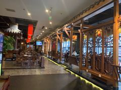 大堂-张大胡子鱼头火锅酒楼(长益路店)