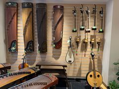 -柏斯音乐艺术中心·钢琴·吉他(上音店)