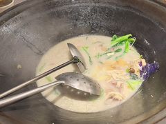 -陈大锅·岳阳鱼馆·地道岳阳菜(美食街店)