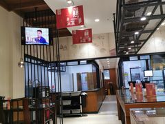 大堂-锡笼记·无锡小笼(大润发店)