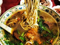 -金杨拉面王小吃面馆·牛三宝面·红烧牛肉粉