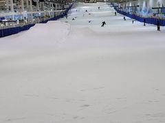 -乔波室内滑雪场