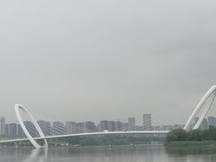 -南京眼步行桥