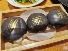 黑金流沙包-粤域茶餐厅