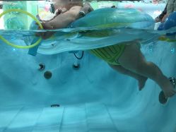 -趣游baby swim婴童游泳·盐氧护(旭辉u天地店)