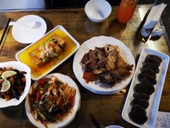 -隔壁老王·家常云南菜(花巷店)