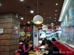 大堂-达美乐比萨(商城路店)