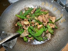 -费大厨辣椒炒肉(黄兴中心广场店)