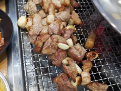 -肉甲韩国木炭烤肉(新壹街1店)