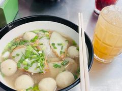 -榮泰米粉湯(Left Shop)