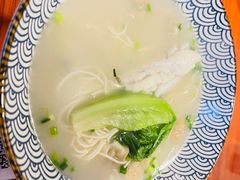 招牌黄鱼馄饨面.-老上海·金牌黄鱼馄饨面(田子坊店)