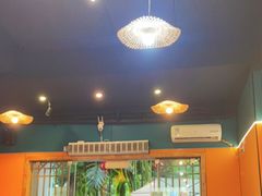 大堂-婉泰·特色小吃·舂鸡脚(告庄二店)