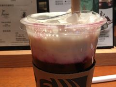 -星巴克(西安曲江银泰店)