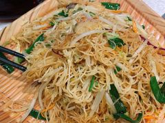 -五稻厨房粤西菜(新闻店)
