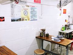 -叶新小吃店(来凤小区总店)