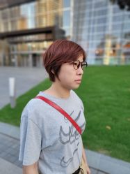 -镁连社·美联社