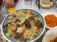 -汗腾格里·风味餐厅(新疆驻京办店)