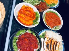 招牌雪花牛肉片-么肆烤肉·中式自助·烤肉大排档(街道口季佳PAI店)