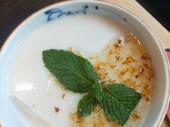 宫廷杏仁豆腐-四季民福烤鸭店(前门廊房二条店)