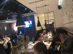 大堂-李子坝梁山鸡(北碚万达五鸡哥店)