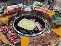 -玄希浪漫厨房·韩料烤肉(湖滨银泰in77店)